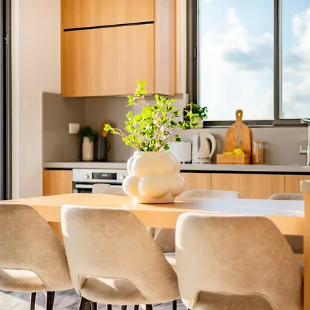Sanders Olive Apartment